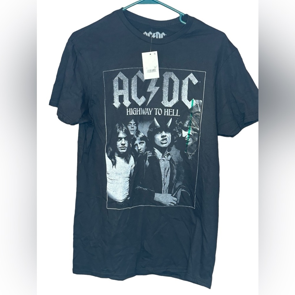 AC/DC Mens Band black Tshirt medium NWT‎